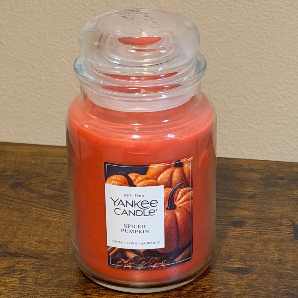 Yankee Candle Spiced Pumpkin Large Jar Scented Candle 22 oz Fall Decor 150hr